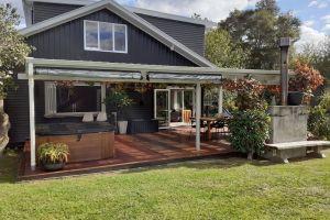 deck extension pergola roof whangarei